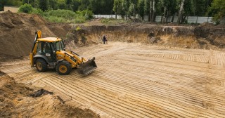 Разработка котлована Брянск, цена от 311 руб./м3.